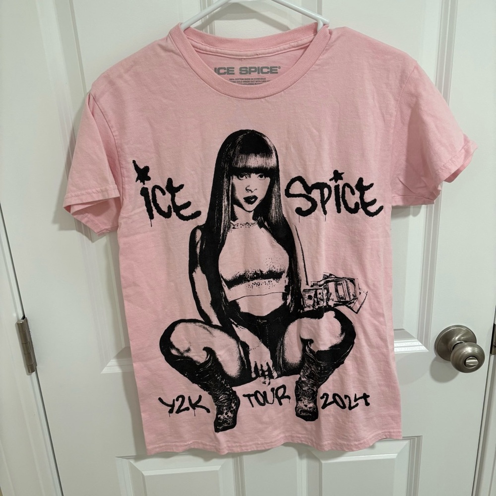Ice Spice Y2K Concert Tour 2024 Pink Graphic T-Shirt Womens U.S. Small